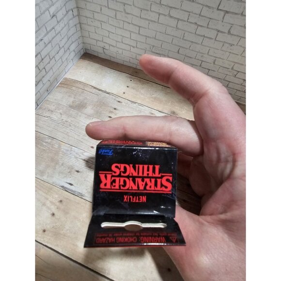 Funko Pocket Pop Keychain Stranger Things Eleven Vinyl Figure NIB Netflix 2022 - Picture 4 of 4